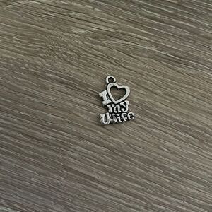 I LOVE MY WIFE KEYCHAIN(open to offers)